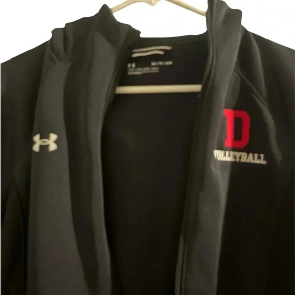 Underarmour Volleyball Jacket - Size XS - Picture 4 of 5